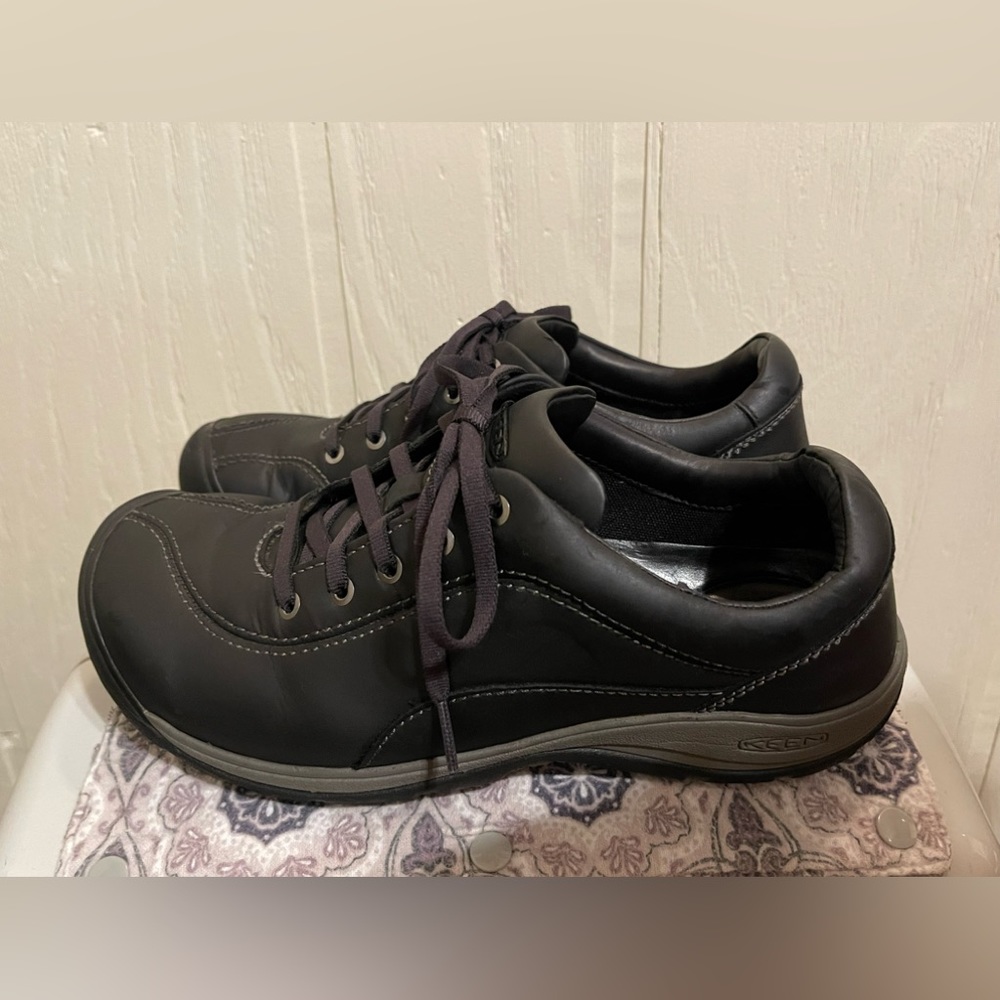 KEEN Women’s Presidio II Shoes, size 8.5, black